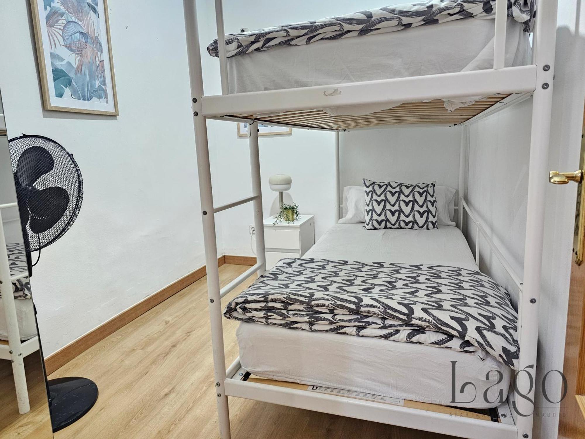 Apartamento Totalmente Equipado En El Centro De Madrid — Photos 1